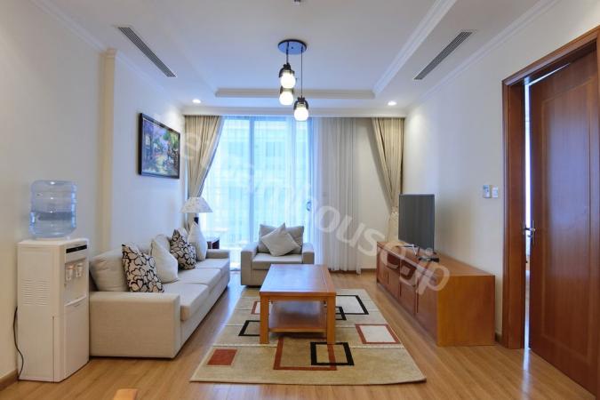 Be happy with the light designed apartment in Vinhome Nguyen Chi Thanh