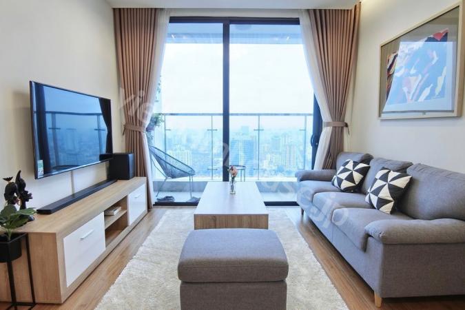 Experience a 2-bedroom apartment in a luxury condominium in Ba Dinh district