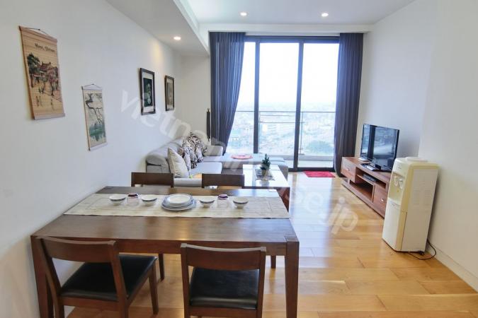 Elegant and beautiful two bedroom apartment in Indochina Plaza
