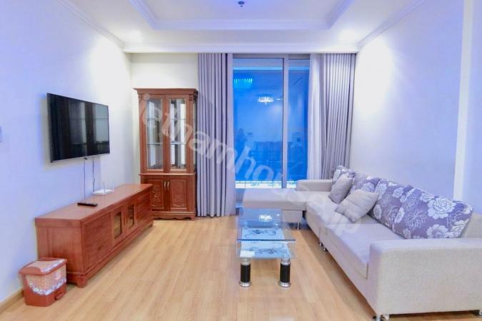 Quickly book a schedule to see a 2 bedrooms apartment in Vinhomes Nguyen Chi Thanh
