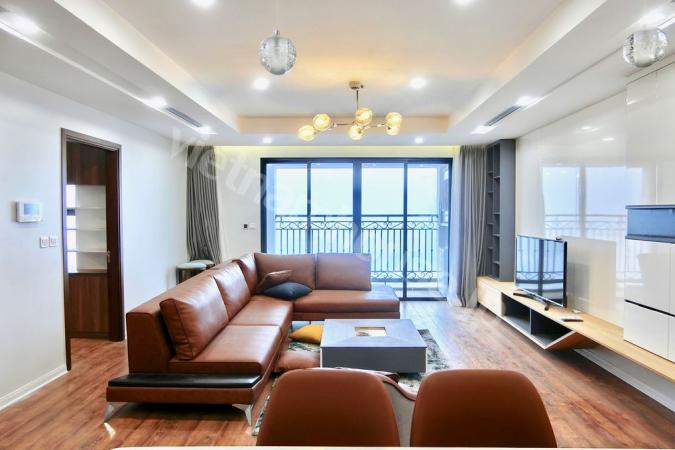 Luxury 3 bedroom apartment located in a prime location in Tay Ho district