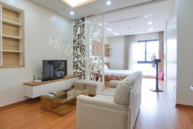 Resided in supper convenient apartment in Ba Dinh District 