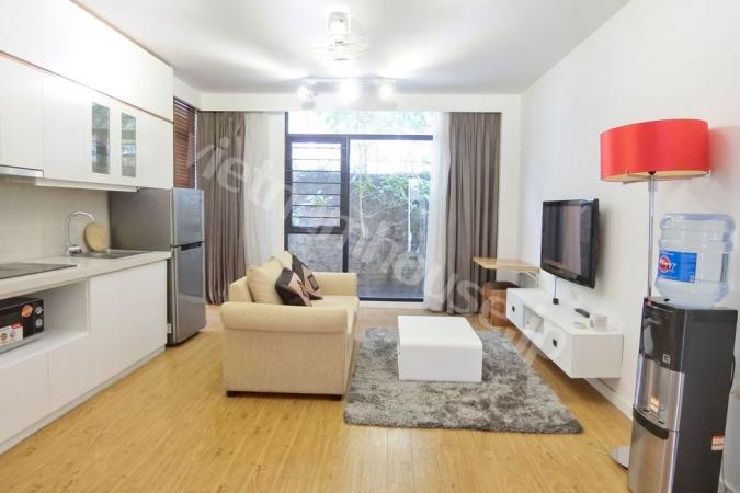 Quiet and simple apartment in Dao Tan