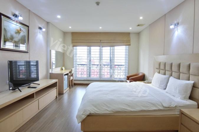 Sunny studio service apartment in the center of Phan Ke Binh street