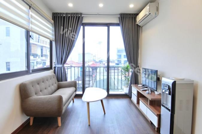 One-bedroom serviced apartment in Dao Tan