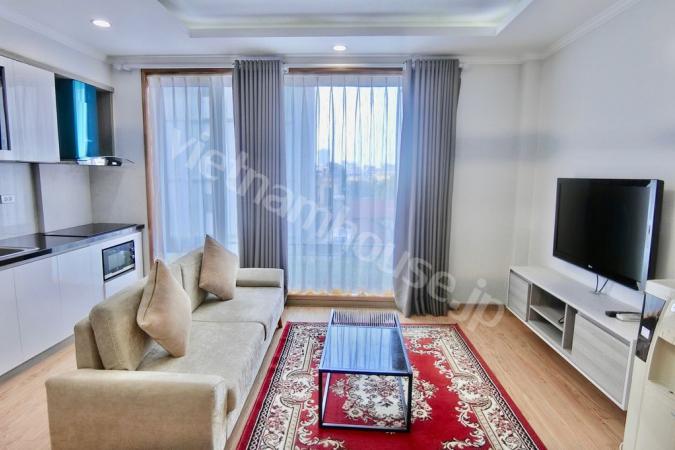 Spacious and comfortable with 1-bedroom serviced apartment on Kim Ma street