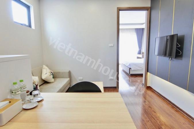 Experience quite cheap 1 bedroom serviced apartment in Lieu Giai