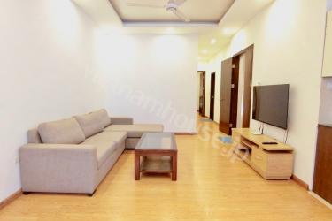 Spacious but very cheap 2 bedrooms apartment in Linh Lang