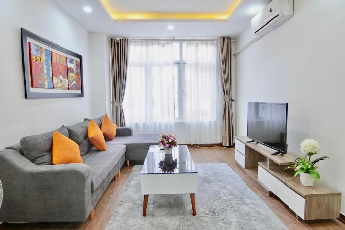 Spacious 1-bedroom apartment, beautiful design in Linh Lang