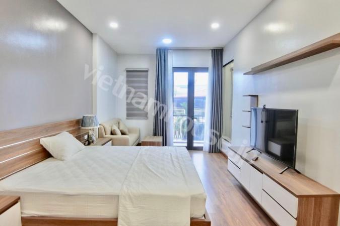 Studio apartment located in a convenient location in Linh Lang