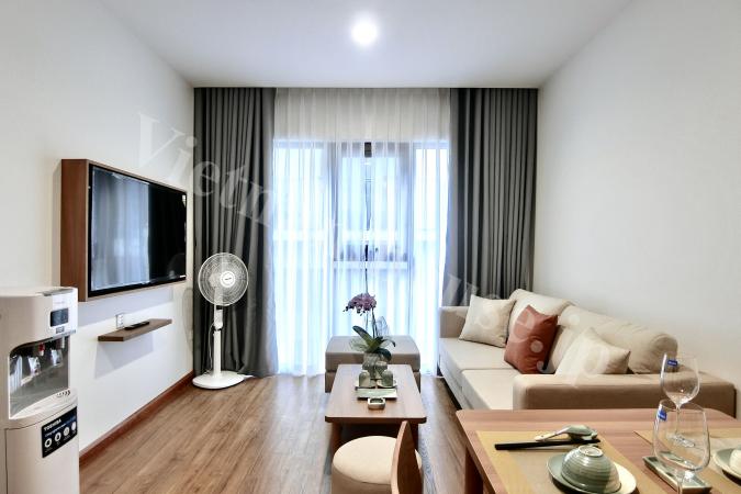 A sparkling new home filled with sunlight is waiting just for you!