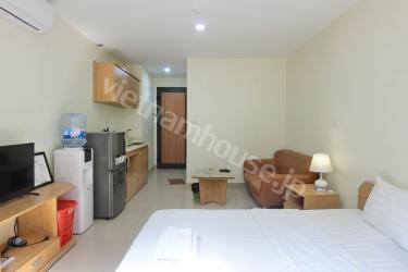 A service apartment in Trung Hoa Nhan Chinh area
