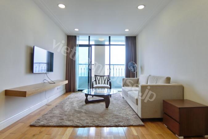 2-bedrooms apartment is available in Hoang Thanh Tower