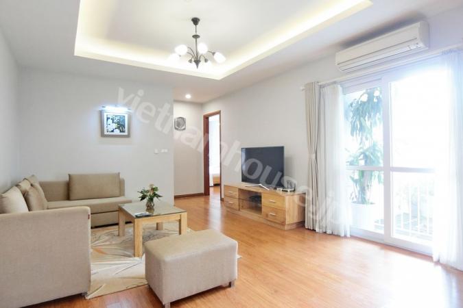 Super wide and nice 3 bedroom service apartment in Hai Ba Trung District