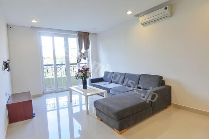 Fully furnished apartment with nice view in Tay Ho area 
