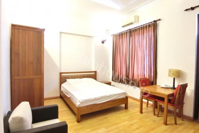 Super reasonable price for studio service apartment in Tay Ho District