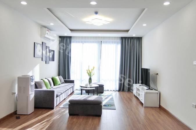 Very new 3 bedrooms serviced apartment in Tay Ho district