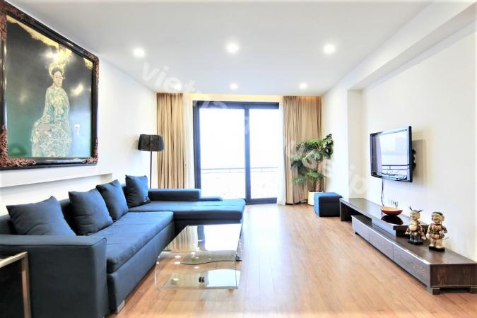 Super spacious apartment with three bedrooms is fully furnished in Tay Ho District.