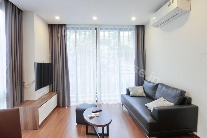 One bedroom serviced apartment with full of light