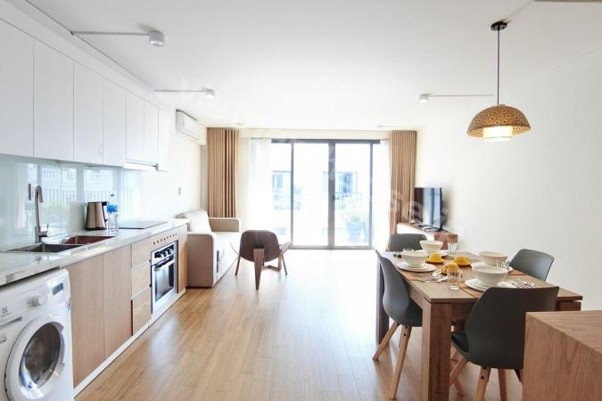 This super large one-bedroom apartment will be a great choice for you right now
