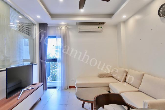 Light-filled one-bedroom apartment in Tay Ho district is a must-see apartment for you