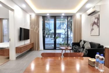 2 airy bedrooms located in a small alley in Tay Ho