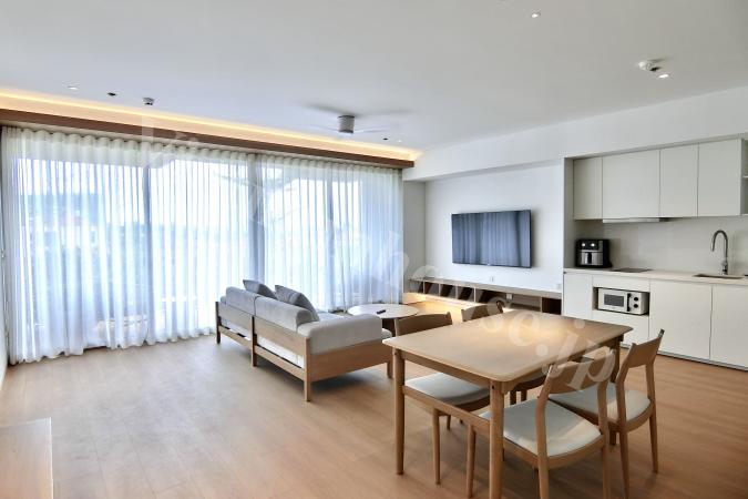 タイホーエリアのモダンな2ベッドルームマンション ～ ご家族・外国人駐在員に最適